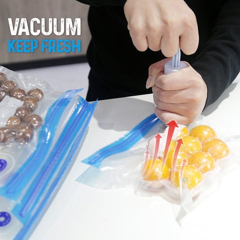 Vacuum sealing bag set