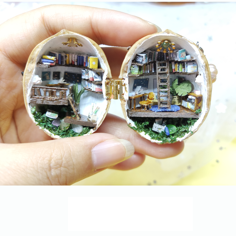 Walnut Shell Doll House - Tiny World DIY Handmade Ornaments